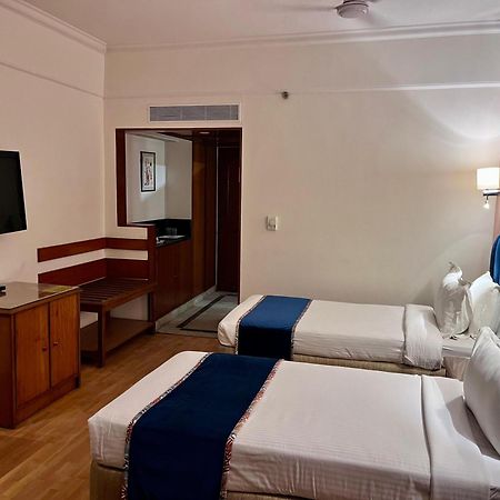 Katriya Hotel And Tower Хидерабад Екстериор снимка