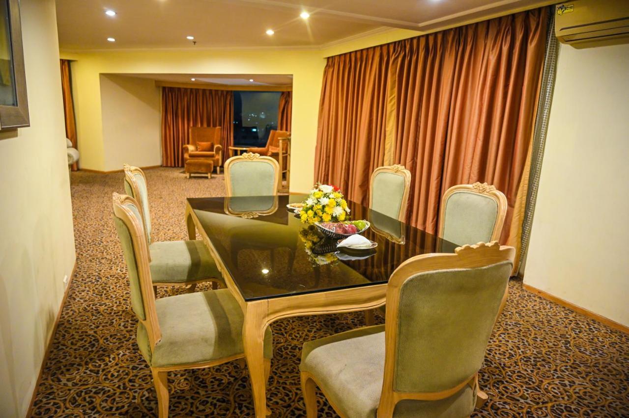 Katriya Hotel And Tower Хидерабад Екстериор снимка
