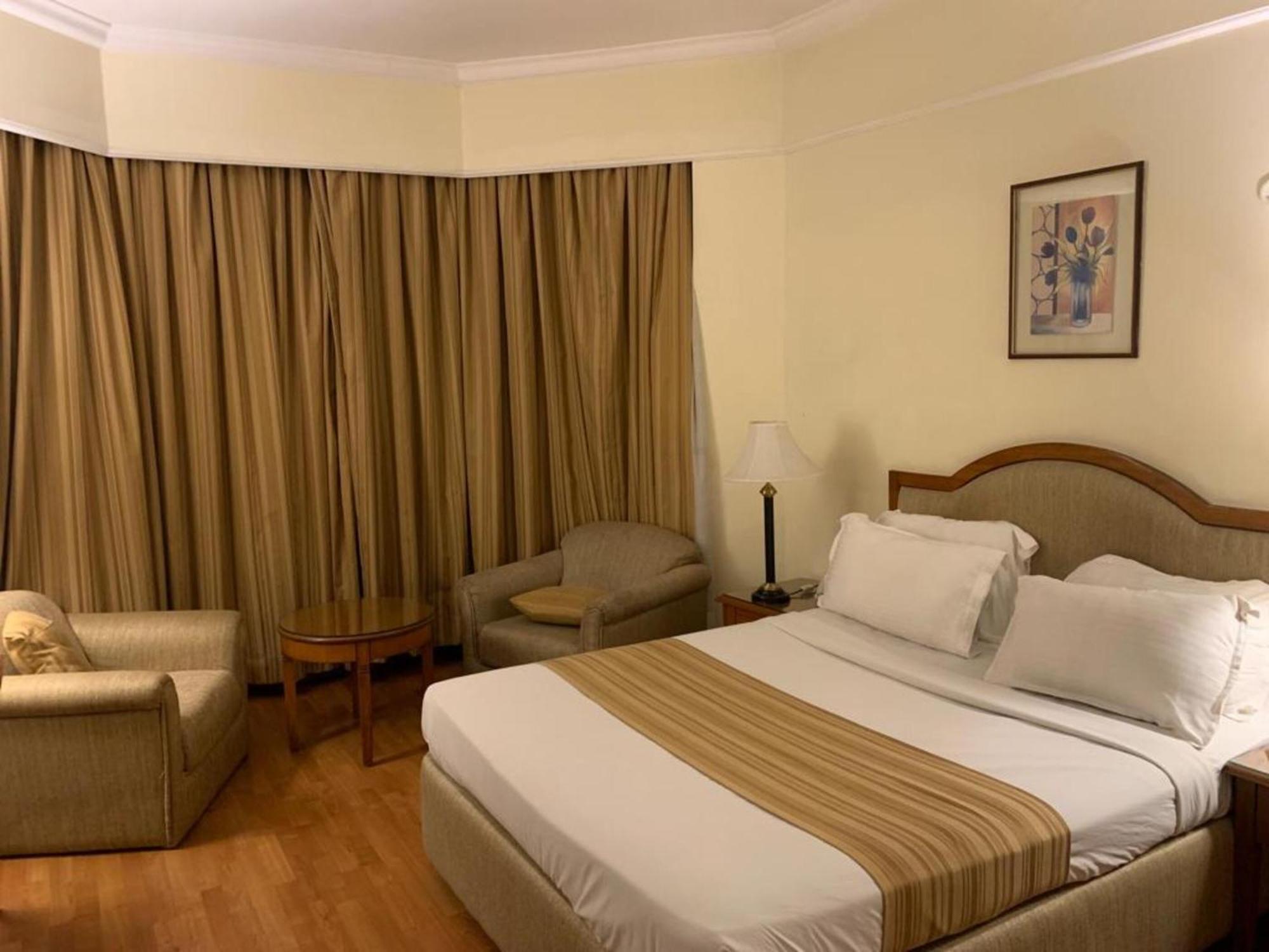 Katriya Hotel And Tower Хидерабад Екстериор снимка