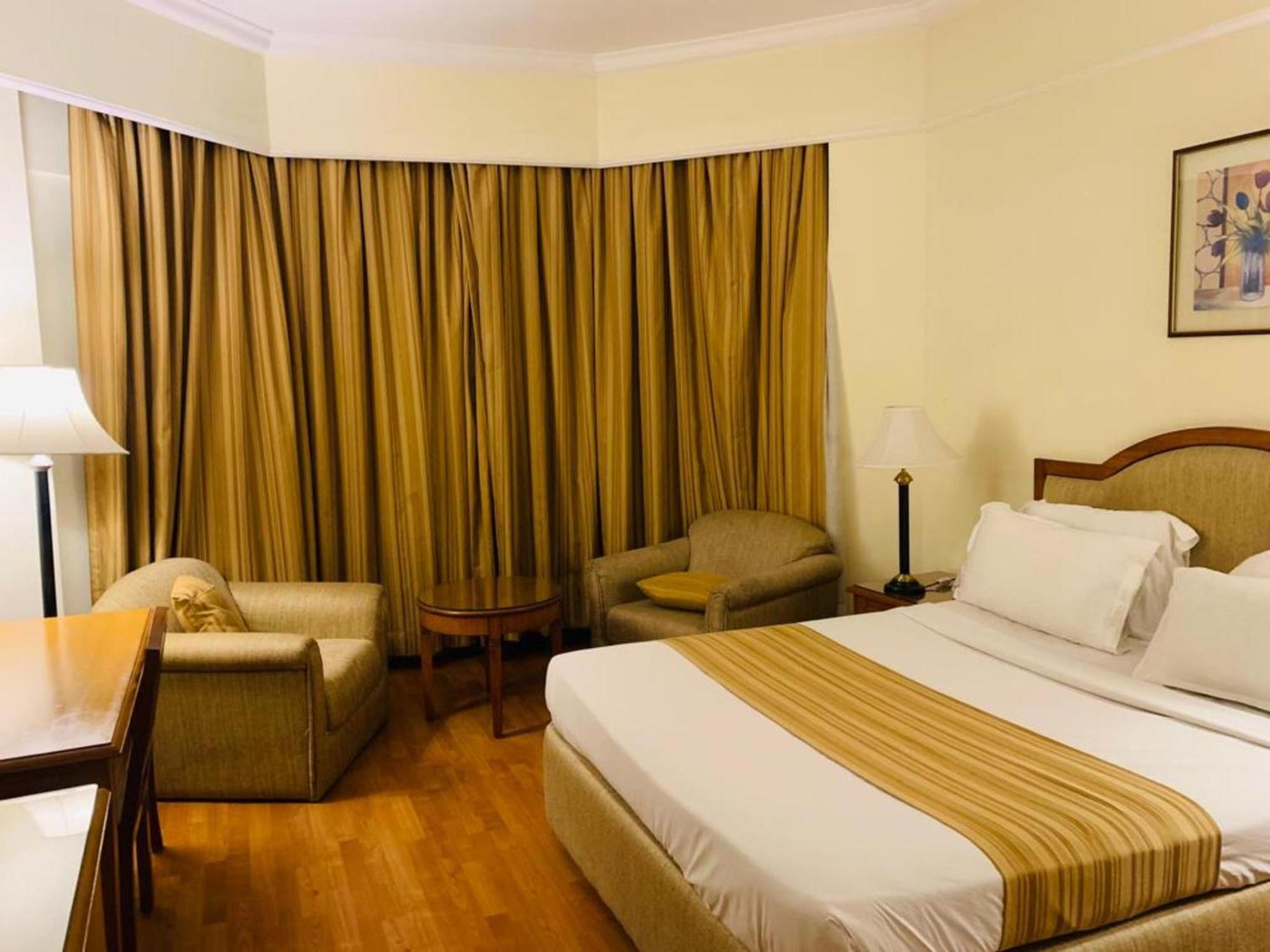 Katriya Hotel And Tower Хидерабад Екстериор снимка