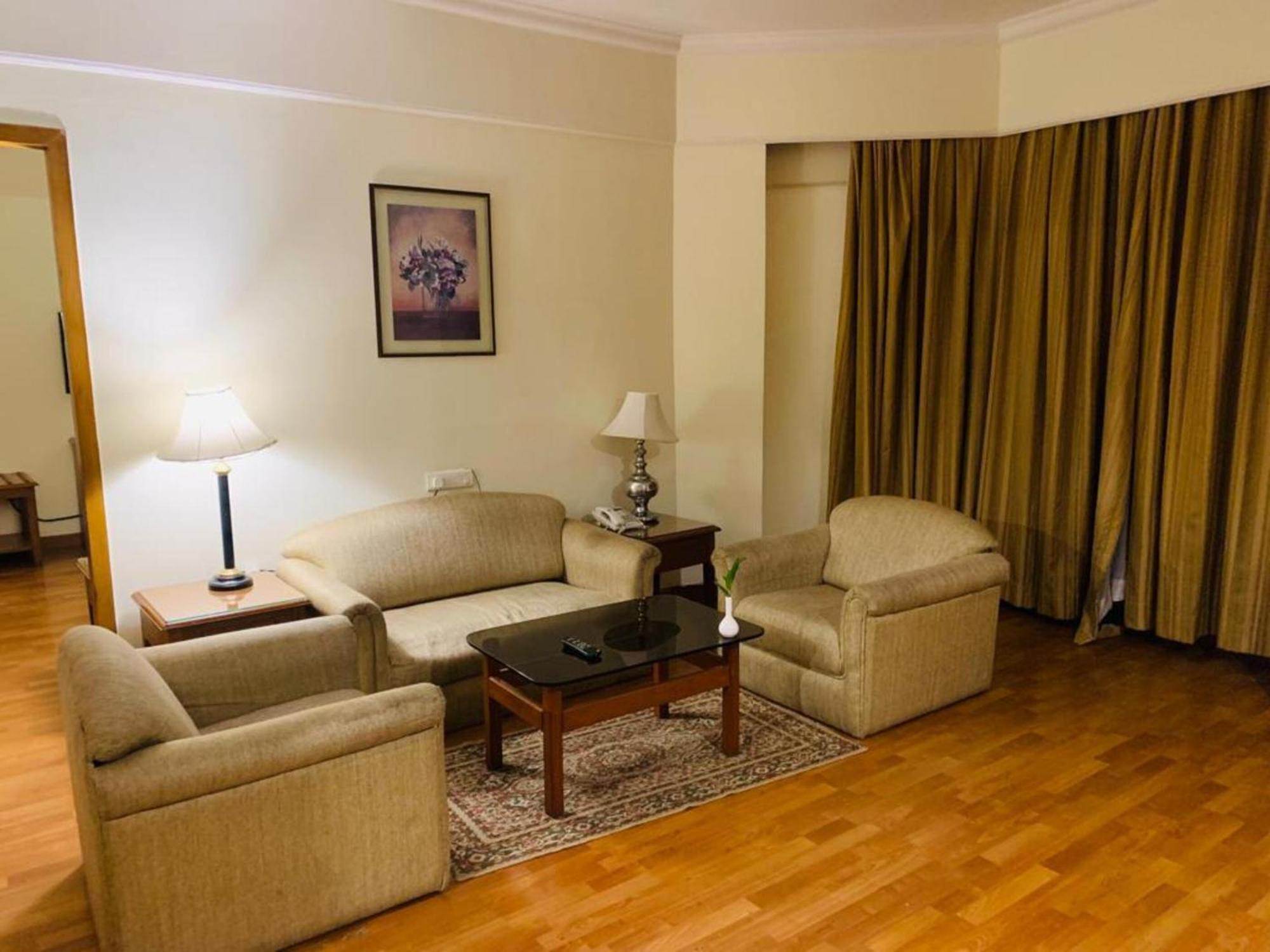 Katriya Hotel And Tower Хидерабад Екстериор снимка