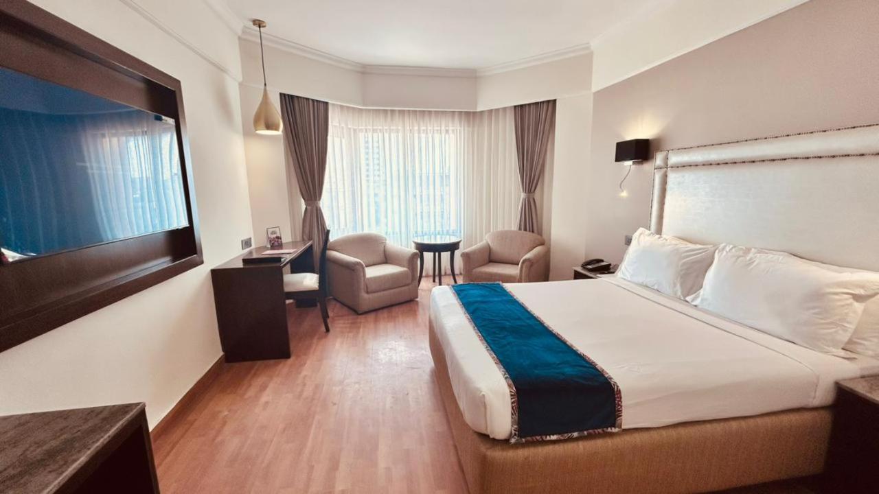 Katriya Hotel And Tower Хидерабад Екстериор снимка